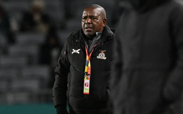 Bruce Mwape, entrenador de Zambia