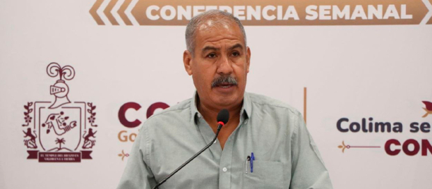 El titular de la Secretaría de Educación de Colima, Adolfo Núñez.