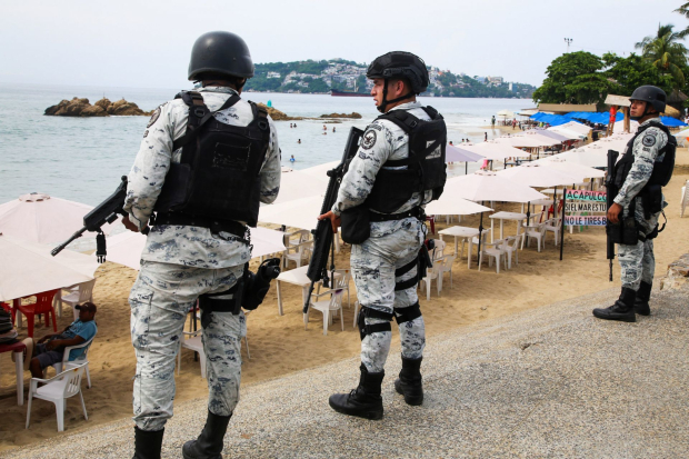 Elementos de la Guardia Nacional arribaron a Acapulco, Guerrero, ayer.