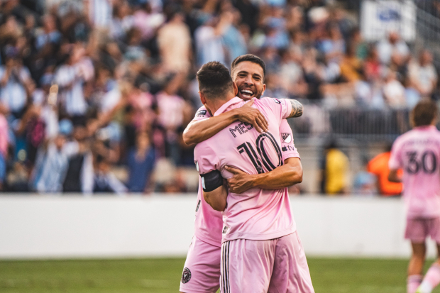 Lionel Messi y Jordi Alba celebran uno de los goles del Inter Miami en semifinales de Leagues Cup ante el Philadelphia Union