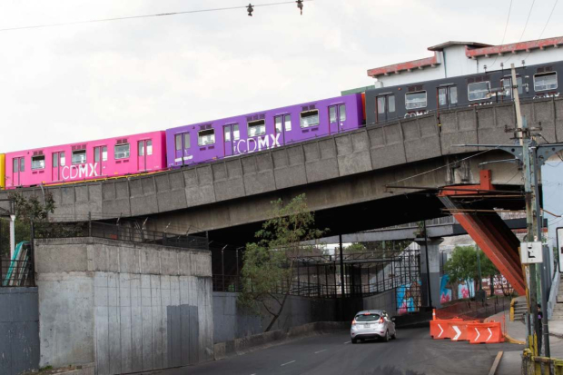 El tramo elevado de la Línea 9 comprende de la estación Velódromo a Pantitlán.