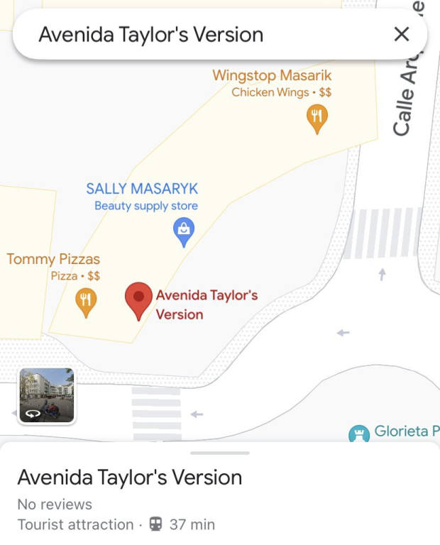 Avenida Presidente Masaryk cambia su nombre a "Avenida Taylor's Version"
