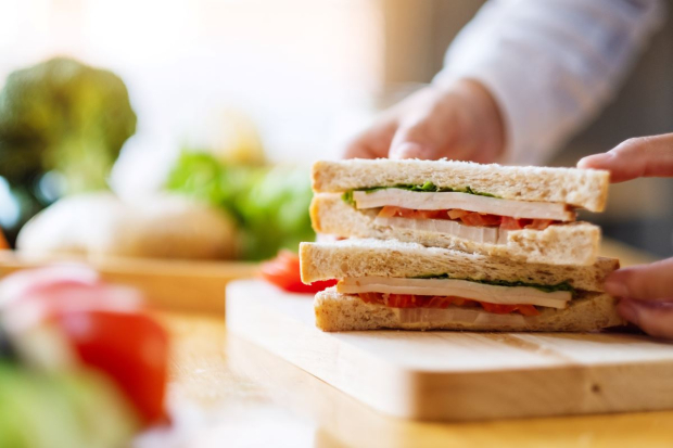 La mayonesa es el ingrediente preferido para los sandwiches.