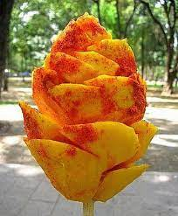 ¿A quién no le va a parecer delicioso un rico mango con chile?