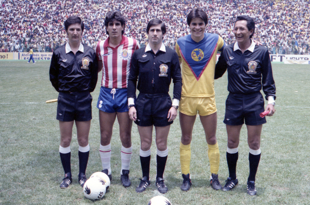 El Guadalajara goleó 3-0 a las Águilas en la semifinal de vuelta de 1982-1983, encuentro que terminó con una batalla campal entre jugadores de las dos instituciones.
