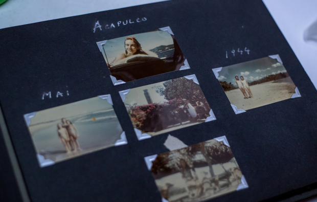 Imágenes de unas vacaciones en Acapulco, en 1944, conforman el archivo.