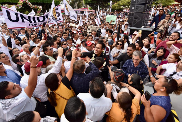 El senador planteó tres reflexiones a los dirigentes nacionales de la alianza sobre qué proyecto garantiza gobernabilidad, pluralidad y legitimidad para el pueblo de Chiapas.