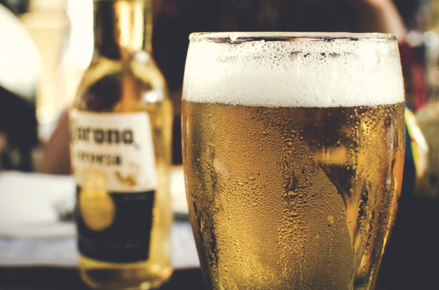 Corona es una de las marcas de cerveza más consumidas en el mundo.
