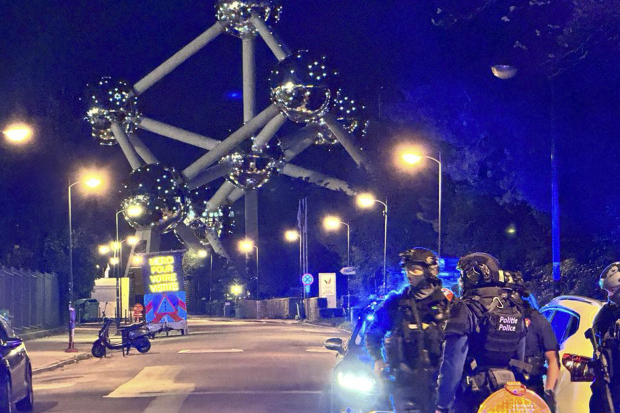 BÉLGICA. En la semana en que se avivó el pleito, un sujeto mató a dos suecos en Bruselas y elevó alertas terroristas a nivel mundial.