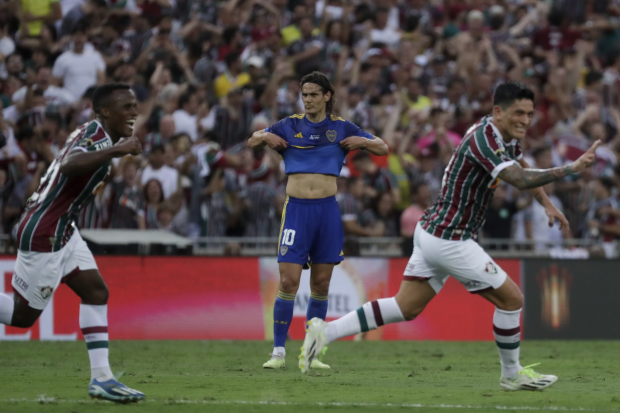 German Cano (derecha) celebra el gol 1-0 de Fluminense ante Boca Juniors en la Copa Libertadores