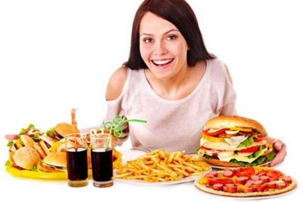 Los malos hábitos alimenticios son de los principales factores que producen una persona enferme de diabetes.