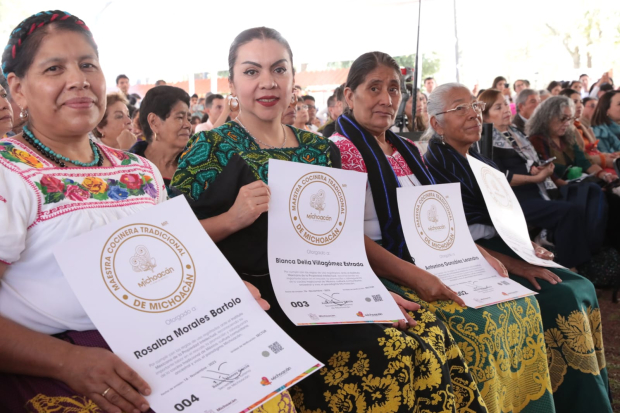 En este evento se hizo entrega de 14 certificados de Maestras Cocineras Tradicionales,