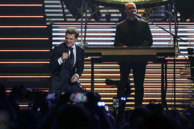 El cantante Luis Miguel durante el arranque de su gira por nuestro país en la Arena Ciudad de México, donde realizó siete presentaciones, el pasado 20 de noviembre.