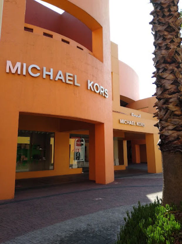 Outlet Michael Kors en Punta Norte.