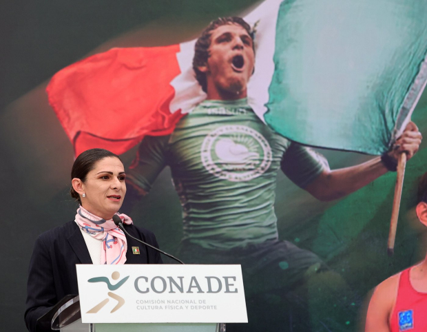 Ana Gabriela Guevara entrega Estímulos por Resultados en Campeonatos Mundiales 2023