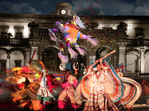 El ballet de Amalia Hernández en el Castillo de Chapultepec.