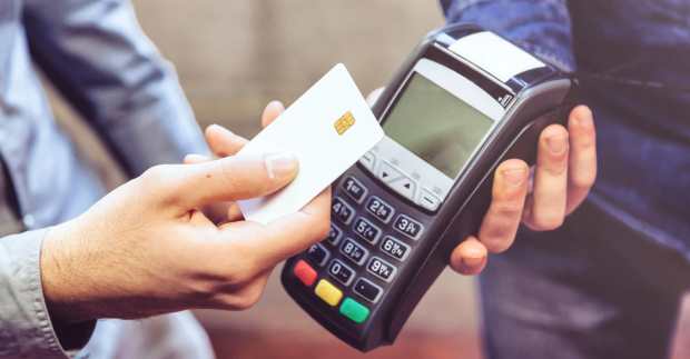 Los pagos con tarjeta de crédito pueden provocar deudas para enero.