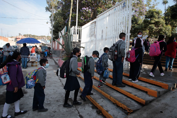 ¿Cuándo son las preinscripciones a educación básica en México?
