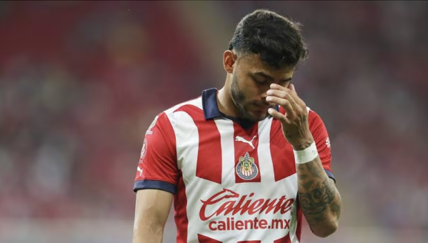 Alexis Vega no sumará minutos con Chivas en el Clausura 2024