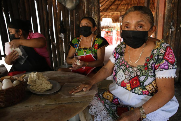 Mujeres con Bienestar apoya a mexiquenses en situación vulnerable.