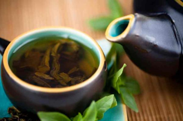 El té verde es un gran aliado para la caída del cabello.