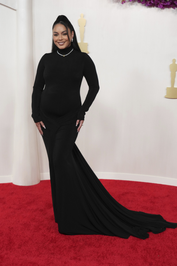 Vanessa Hudgens embarazada en los premios Oscar 2024
