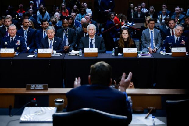 El pasado 11 de marzo comparecieron ante un comité del Senado, el director del FBI, el subsecretario de Estado y la directora de Inteligencia, así como la Agencia de Seguridad Nacional.