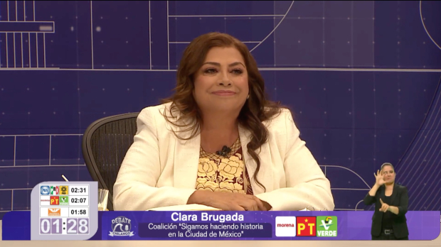 Clara Brugada durante el debate este domingo.