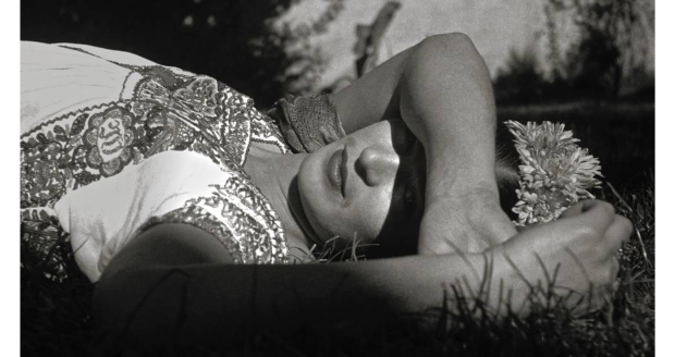 Algunas fotografías poco conocidas de Frida Kahlo que se incluyen en el documental.