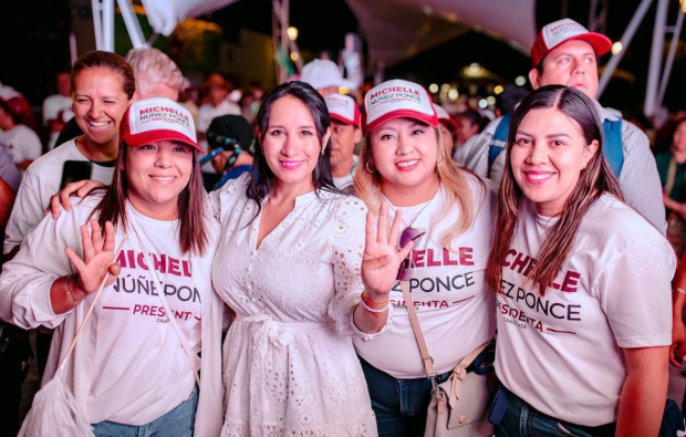La doctora Michelle Núñez Ponce, respaldada por sus seguidores, enfrenta la guerra sucia de la oposición.