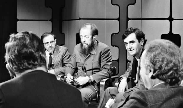 Pivot y Solzhenitsyn en el programa Apostrophes.
