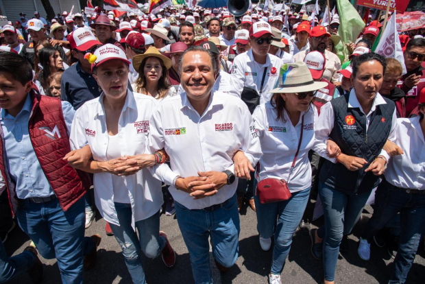 "Vamos a la victoria", declara Ricardo Moreno durante el cierre de su campaña en la capital mexiquense.