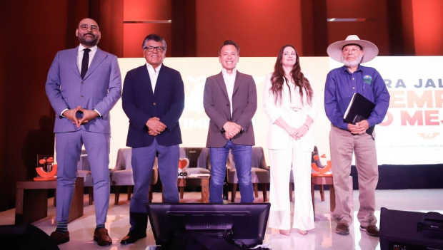 Pablo Lemus Navarro, candidato a la gubernatura de Jalisco por MC, encabezó la presentación del eje de propuestas en materia de medio ambiente y sustentabilidad.