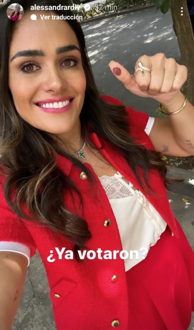Alessandra Rojo de la Vega emitió su voto