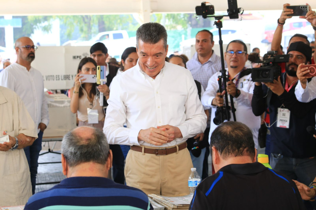 Rutilio Escandón celebró desarrollo de elecciones.