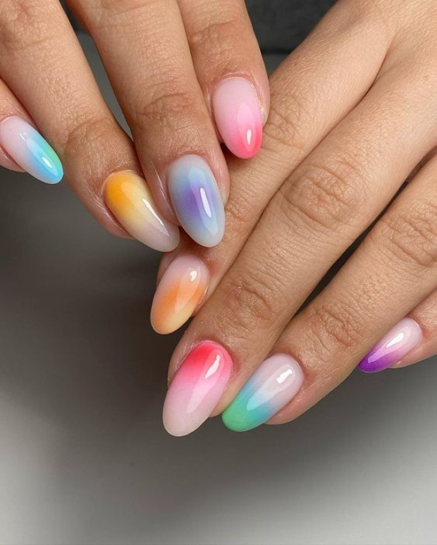 Diseños de uñas para el Pride 2024