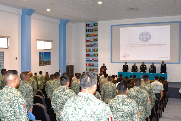 Elementos del Ejército, Fuerza Aérea, Guardia Nacional, Marina y Secretaría de Seguridad Ciudadana se graduaron del curso