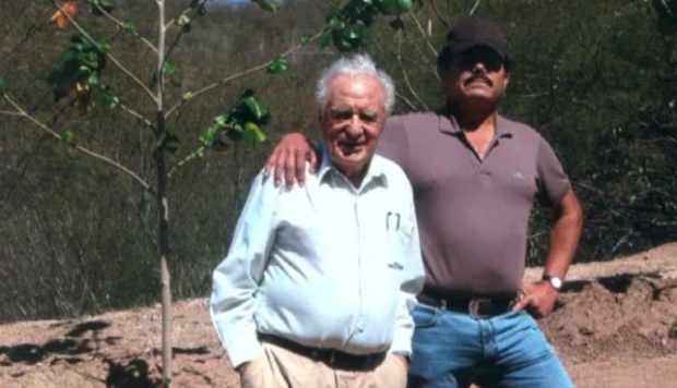 'El Mayo' Zambada junto al periodista Julio Scherer.
