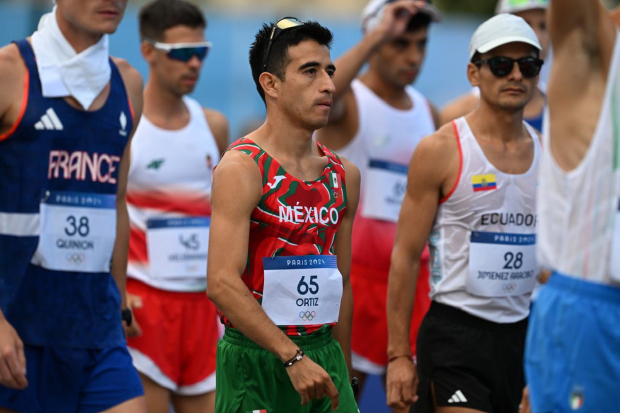 El mexicano Ricardo Ortiz en la marcha de 20km en los Juegos Olímpicos París 2024