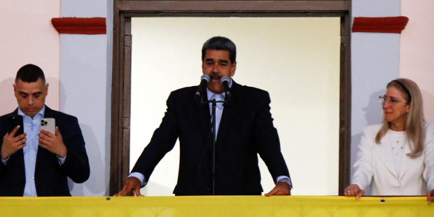 “Tenemos más de mil 200 capturados y estamos buscando a mil más", declaró el presidente de Venezuela, Nicolás Maduro.