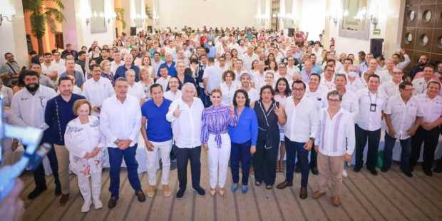 La mandataria estatal expresó su reconocimiento al gobierno de AMLO, así como a Miguel Torruco Marqués por todo su apoyo para Acapulco y Guerrero.