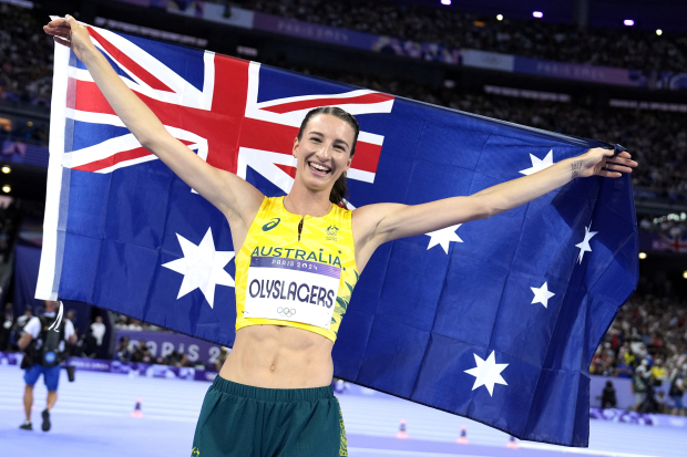 Nicola Olyslagers, tras ganar la  medalla de plata en salto de altura.