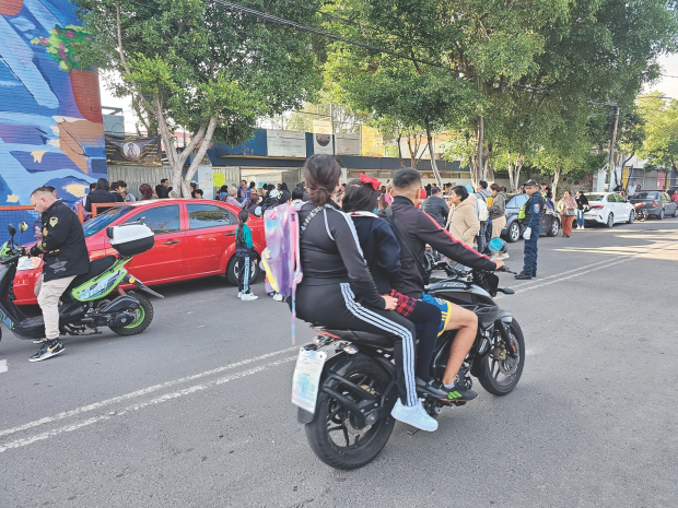 Hoy No Circula no aplica para motocicletas.