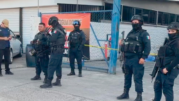 En la imagen, elementos de la Policía Estatal en Culiacán, Sinaloa.