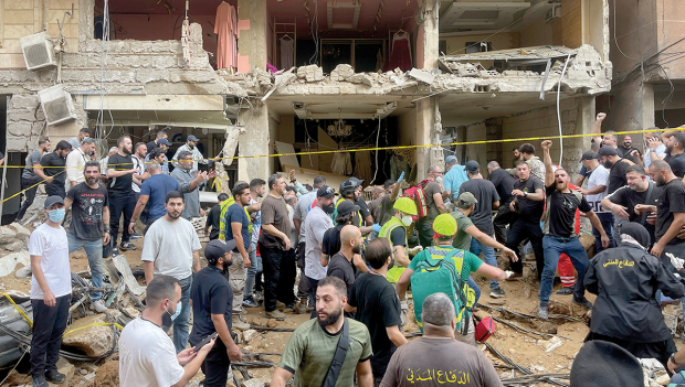 Edificio dañado por un bombardeo de Israel en Beirut.