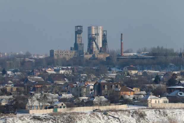 Vista de la ciudad destruida de Donestk.