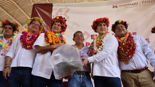 Se entregaron 225 mil crías de peces de la especie trucha en la Huasteca.