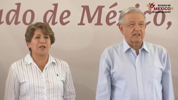 Delfina gómez y AMLO en imagen de archivo.