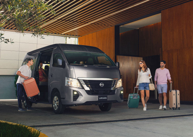 Ya sea para viajes de negocios, en grupos o transporte de pasajeros, Nissan Urvan continúa posicionándose como una solución versátil, cómoda e ideal para los turistas.