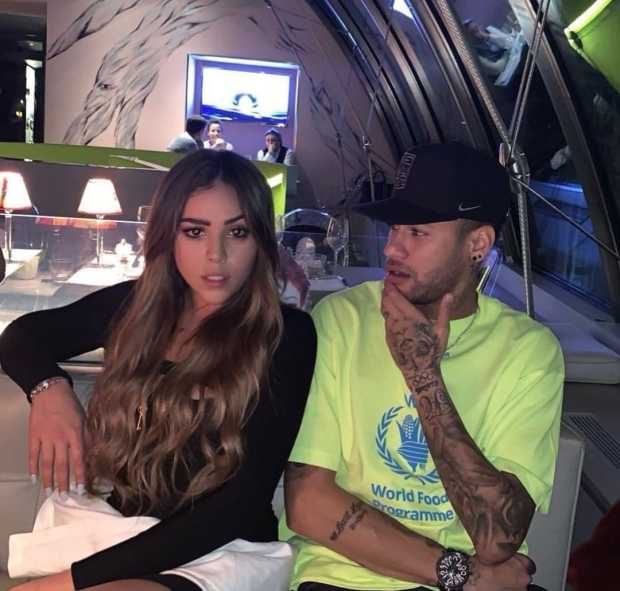 Danna Paola recuerda que tuvo un romance con Neymar.